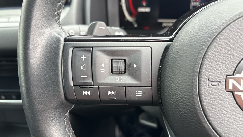 Nissan Qashqai 1.3 DiG-T MH 158 N-Connecta 5dr Xtronic Petrol Hatchback